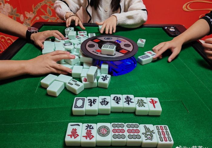 [分享]“七千游戏十三水怎样可以赢钱”(果然有透视挂)